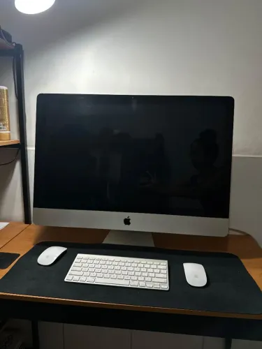 iMac 27- inch, 12GB RAM, 256GB SSD.