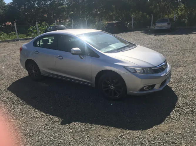 Honda Civic Sedan LXR 2.0 Flexone 16V Aut. 4P 2014
