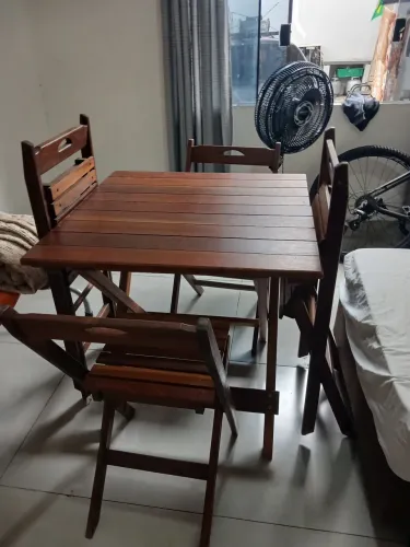 Mesa de madeira