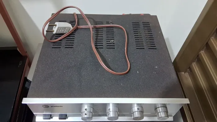 Amplificador gradiente transitor stereo 20s