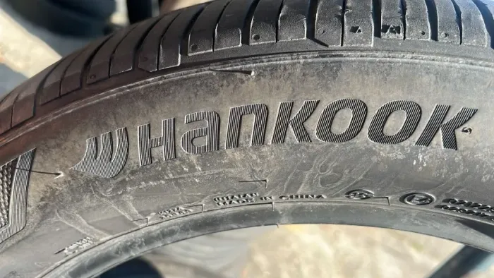 Pneu Hankook 225/55 R19