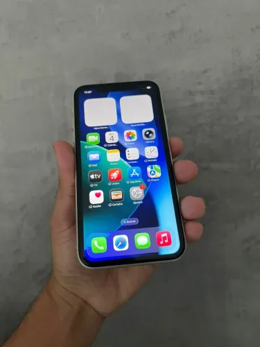 Iphone 11 64GB - Todo Original, funcionando perfeitamente tudo !! OPORTUNIDADE