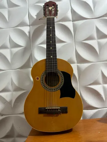 Violão infantil