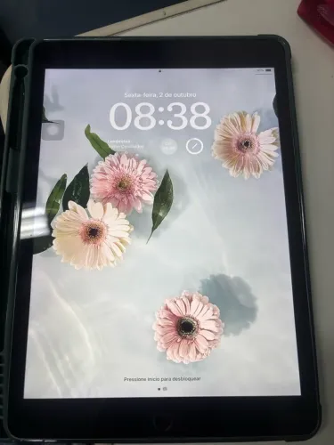 Ipad 9ª geração - 256 GB - prata, com capa inclusa