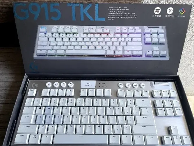 Teclado Logitech G915 TKL