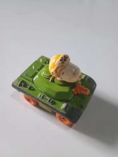 Antiga Miniatura Snoopy - Tanque de Guerra - Estrela 