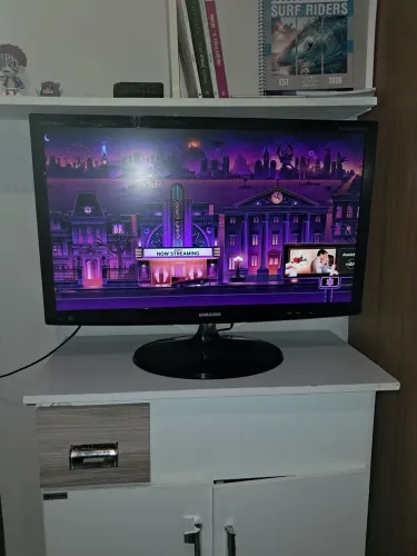 Tv Samsung 32p + Roku Streamig Stick HD