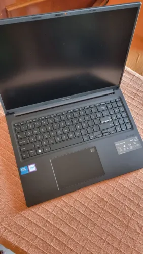 Notebook Asus VivoBook i5 x1605, SSD 512g, RAM 16Gb.