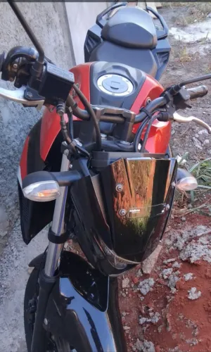 Vendo fazer250 ano 2024 Quintada Único dono valor 18 mil 