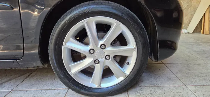 Rodas e Pneus Honda Fit Twist aro 16.