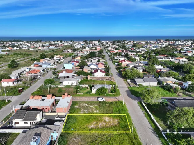 Terreno à venda no bairro Santa Fé Balneário Gaivota