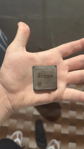 Processador AMD Ryzen 5 5600 AM4 - 6 Núcleos e 12 Threads - Usado