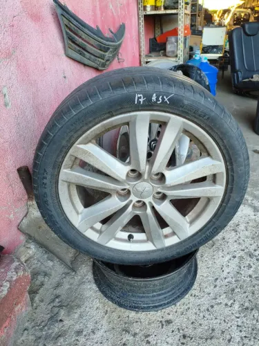 VENDO JOGO DE RODA ASX 17 