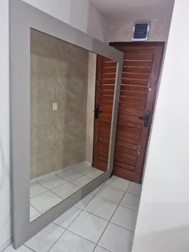 Espelho, medida : 1,80x200