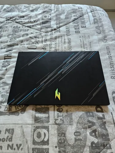 Notebook gamer Acer nitroV15 RTX 4050 Core i5 13420H 16GB DDR5 EM PERFEITO ESTADO NA CAIXA