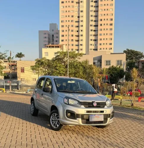 Fiat Uno Attractive 1.0 EVO Fire Flex 8V 5P 2021