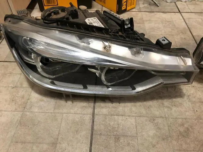 Par farol BMW 320 2015 completo