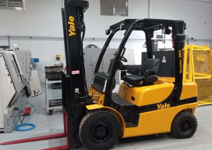 Empilhadeira Yale 50 VX