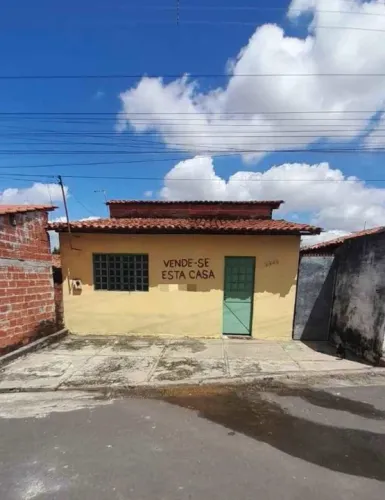 - Casa na Vila Janaína
