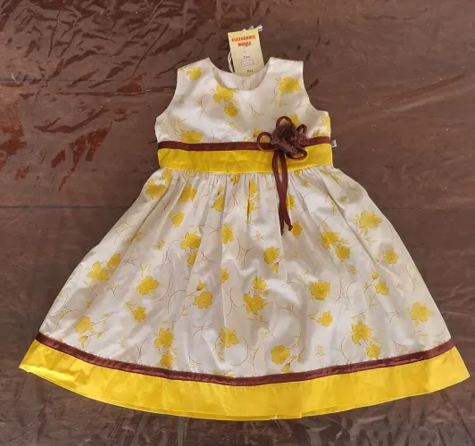 VESTIDO INFANTIL FLORAL AMARELO 4 ANOS