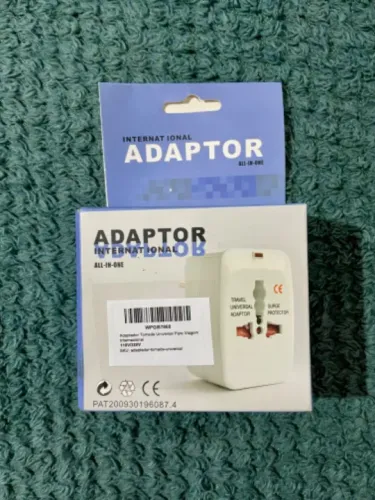 Adaptador universal de tomada