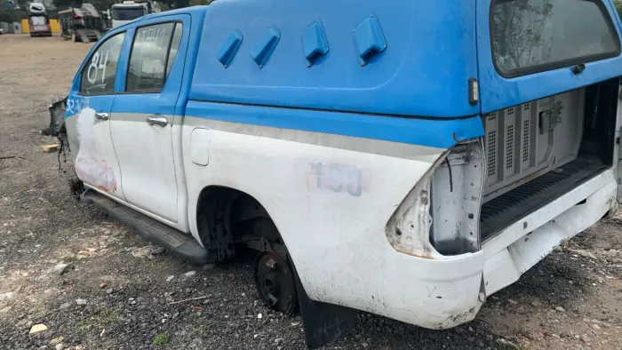 Peças de Hilux - Desmanche sucata Hilux 2020