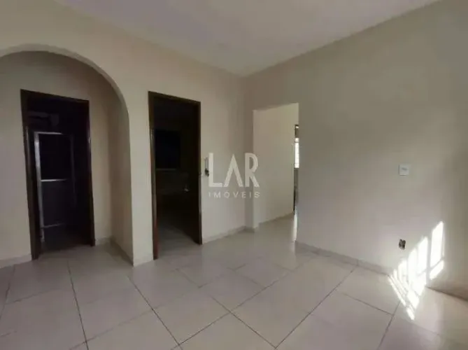 Casa à venda, 3 quartos, 3 vagas, Sagrada Família - Belo Horizonte/MG