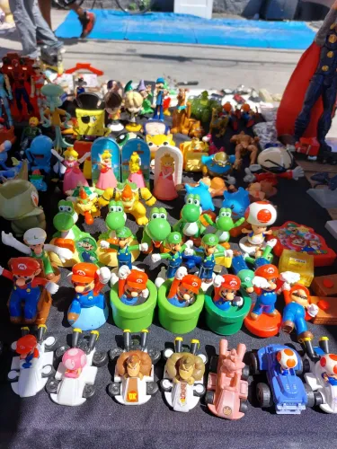Bonecos de Super Mário