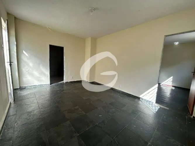 Casa Residencial de 60 m² para Aluguel em Aparecida, BH  1 Quarto, Área de Serviço