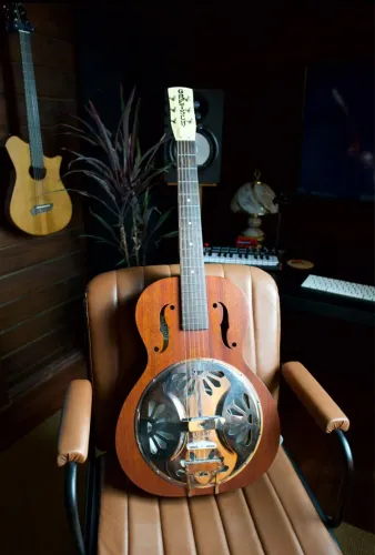 Resonator Grestch G9200 ( Dobro ) 