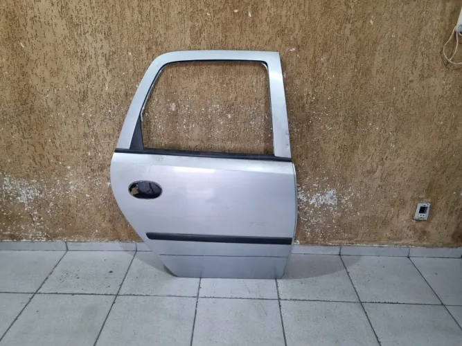 Porta traseira direita Meriva 2003/2004/2005/2006/2007/2008/2009/2010/2011/2012