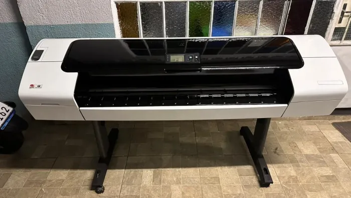 HP DesignJet T1100 44" Em Bom Estado e funcionando 