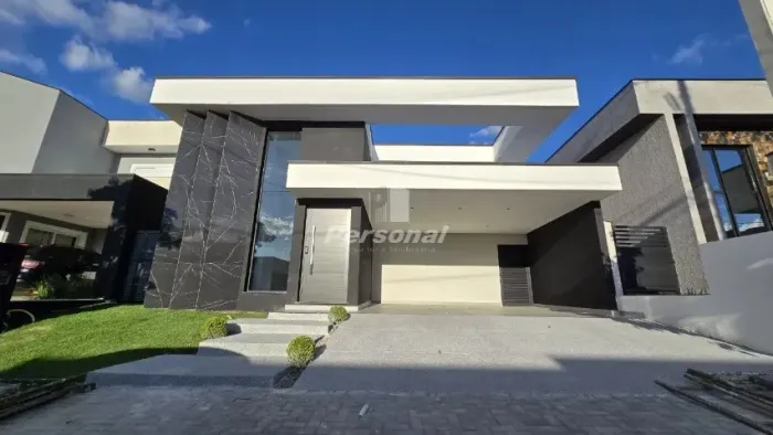 Excelente casa de 3 dormitórios sendo 1 suíte Condominio Ouroville
