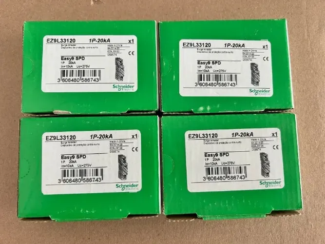 Kit 4 Protetor de surto DPS Schneider Easy9 1P 20kA - kit com 4 unidades