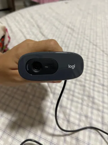 Webcam Logitech 720p - Perfeito para Videochamadas