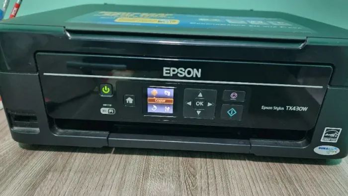Impressora Epson Multifuncional Stylus TX430W imprime copia digitaliza