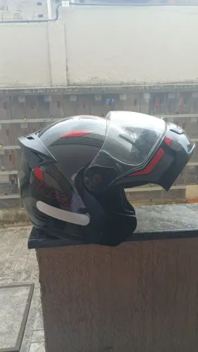 Capacete usado 200 reais 