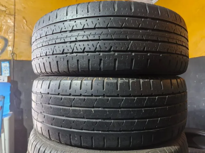 Par de pneus 195/60/16 Continental 