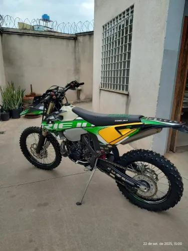 Rieju MR 300cc Racing 2 tempos ano 2024