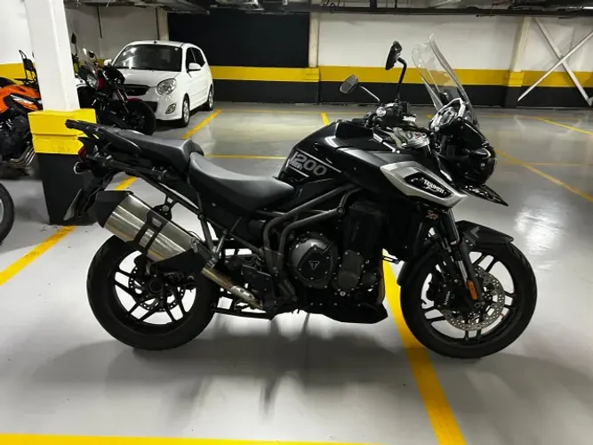 Triumph Tiger 1200 XR Apenas 6.000Km Único Dono Excelente Estado