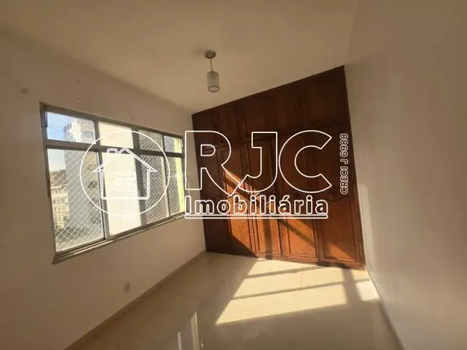 Imóvel para venda possui 75 metros quadrados com 2 quartos em Tijuca - Rio de Janeiro - RJ