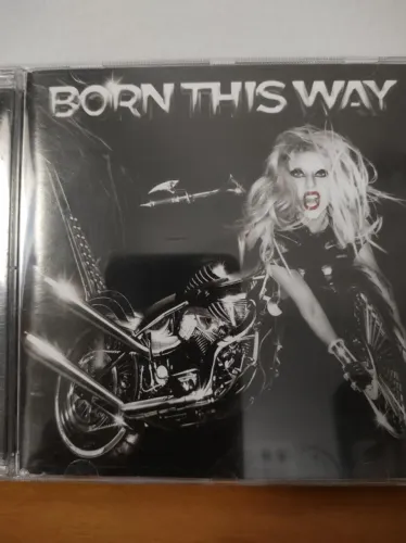 CD LADY GAGA - Born This Way