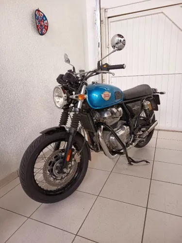Royal Enfield Interceptor 650 Semi nova