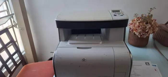 Impressora hp Color CM 1312 MFP usado