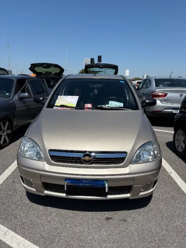 Chevrolet Corsa Hat. Maxx 1.4 8V Econoflex 5P 2012