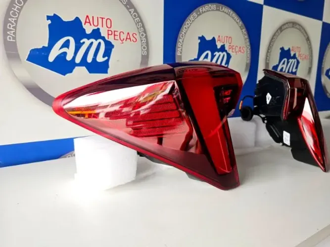 lanterna novo HB20 HATCH ano 2023 2024 2025