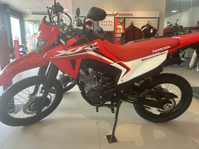 TORNADO 300L - 26/26 OKM - Totalmente emplacada!!!!