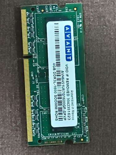 Memória RAM 4GB DDR3L-1600 SODIMM AVH6451U67G1600GF-SPXP