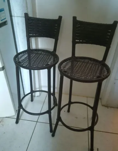 2 Banquetas para balcão