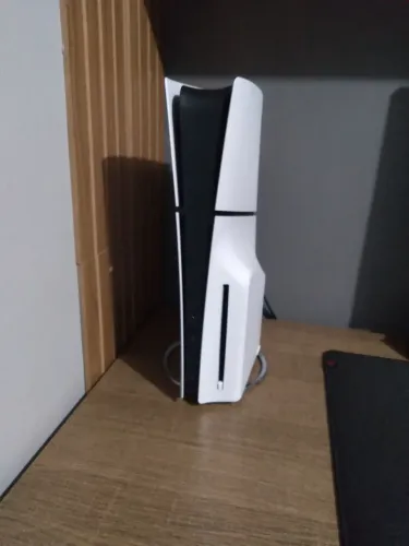 Ps5 slim 1tb leia
